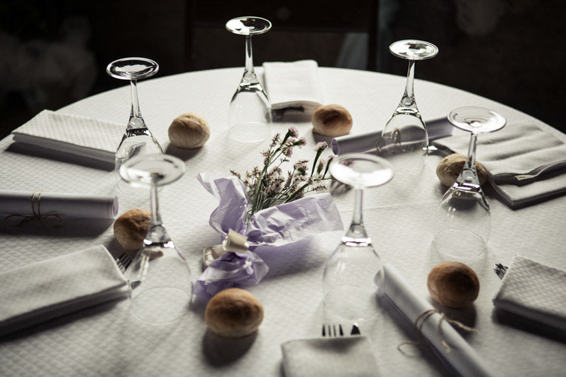 Fotografo matrimonio Torino: un ristorante di matrimonio in collina